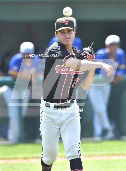 Thumbnail 3 in Palos Verdes vs. Bishop Amat (Diamond National Classic) photogallery.