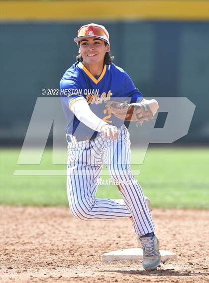 Thumbnail 2 in Palos Verdes vs. Bishop Amat (Diamond National Classic) photogallery.
