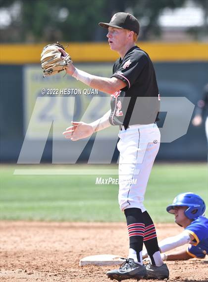 Thumbnail 2 in Palos Verdes vs. Bishop Amat (Diamond National Classic) photogallery.