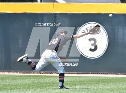 Thumbnail 2 in Palos Verdes vs. Bishop Amat (Diamond National Classic) photogallery.