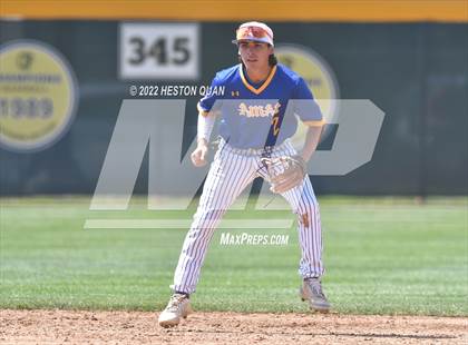 Thumbnail 2 in Palos Verdes vs. Bishop Amat (Diamond National Classic) photogallery.