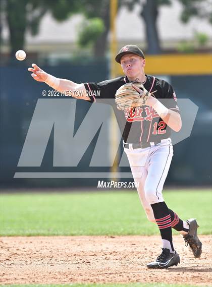 Thumbnail 1 in Palos Verdes vs. Bishop Amat (Diamond National Classic) photogallery.