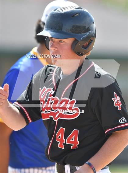 Thumbnail 2 in Palos Verdes vs. Bishop Amat (Diamond National Classic) photogallery.