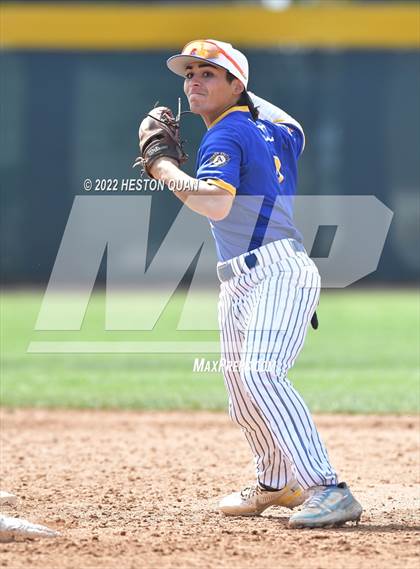 Thumbnail 2 in Palos Verdes vs. Bishop Amat (Diamond National Classic) photogallery.