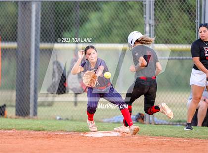 Thumbnail 1 in Ponca City @ Mustang photogallery.