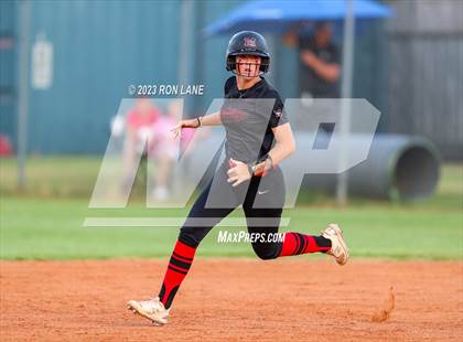Thumbnail 2 in Ponca City @ Mustang photogallery.