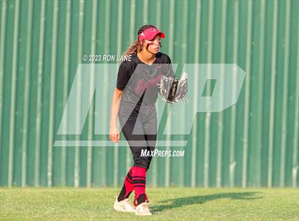 Thumbnail 2 in Ponca City @ Mustang photogallery.