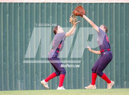 Thumbnail 3 in Ponca City @ Mustang photogallery.