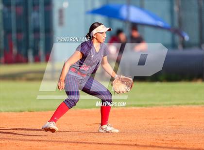 Thumbnail 1 in Ponca City @ Mustang photogallery.