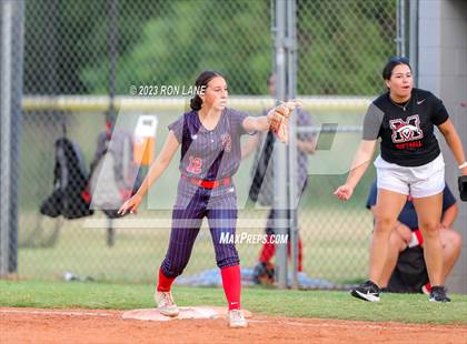 Thumbnail 1 in Ponca City @ Mustang photogallery.