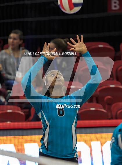 Thumbnail 1 in Green Hope vs. Ronald Reagan (NCHSAA 4A Final) photogallery.