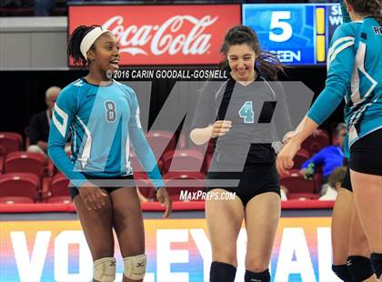 Thumbnail 2 in Green Hope vs. Ronald Reagan (NCHSAA 4A Final) photogallery.