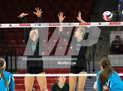Thumbnail 2 in Green Hope vs. Ronald Reagan (NCHSAA 4A Final) photogallery.