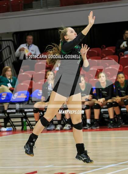 Thumbnail 1 in Green Hope vs. Ronald Reagan (NCHSAA 4A Final) photogallery.