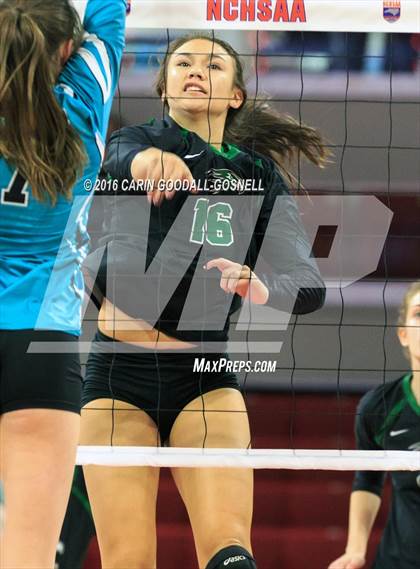 Thumbnail 3 in Green Hope vs. Ronald Reagan (NCHSAA 4A Final) photogallery.