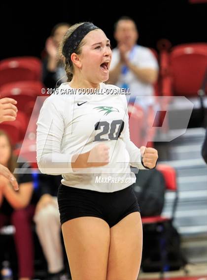 Thumbnail 2 in Green Hope vs. Ronald Reagan (NCHSAA 4A Final) photogallery.