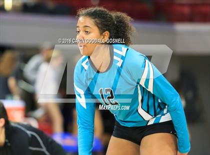 Thumbnail 2 in Green Hope vs. Ronald Reagan (NCHSAA 4A Final) photogallery.