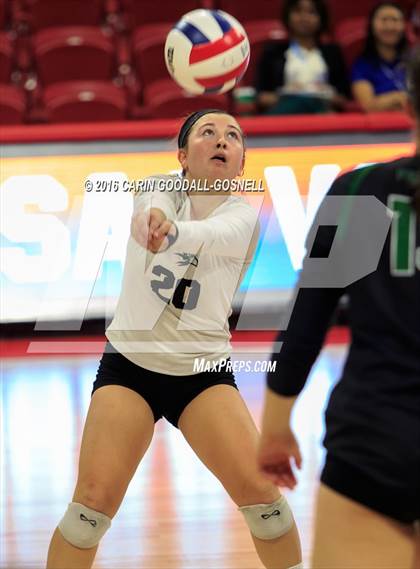 Thumbnail 2 in Green Hope vs. Ronald Reagan (NCHSAA 4A Final) photogallery.