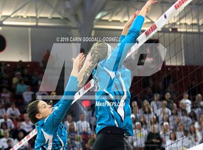 Thumbnail 3 in Green Hope vs. Ronald Reagan (NCHSAA 4A Final) photogallery.