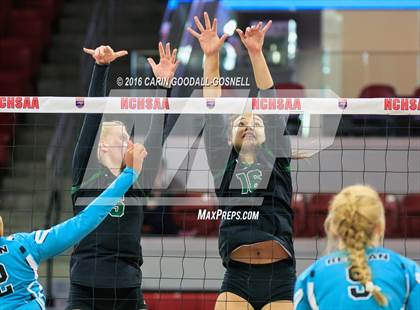 Thumbnail 3 in Green Hope vs. Ronald Reagan (NCHSAA 4A Final) photogallery.