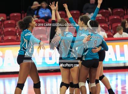Thumbnail 1 in Green Hope vs. Ronald Reagan (NCHSAA 4A Final) photogallery.