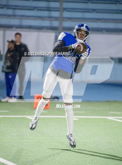 Thumbnail 3 in Narbonne vs. Palisades (CIF LAC Division 1 Semifinal) photogallery.