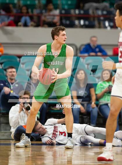 Thumbnail 1 in ThunderRidge vs. Chaparral (CHSAA 5A Final Four) photogallery.