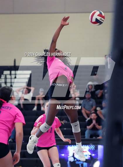 Thumbnail 1 in Montgomery @ College Station photogallery.