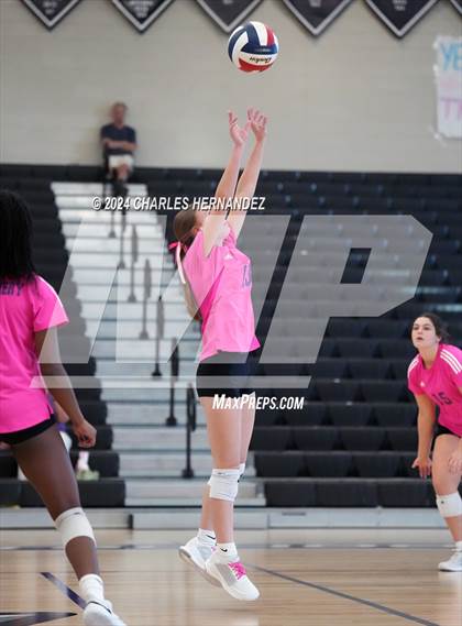 Thumbnail 3 in Montgomery @ College Station photogallery.