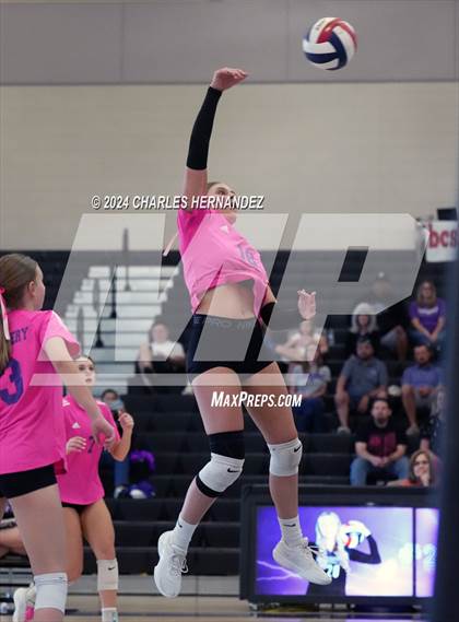 Thumbnail 2 in Montgomery @ College Station photogallery.