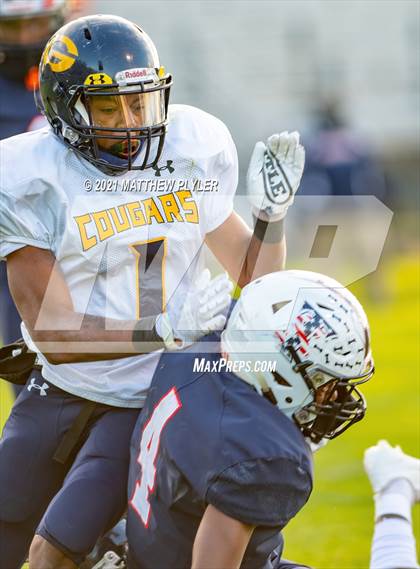 Thumbnail 2 in Goldsboro @ Terry Sanford (Homecoming game) photogallery.