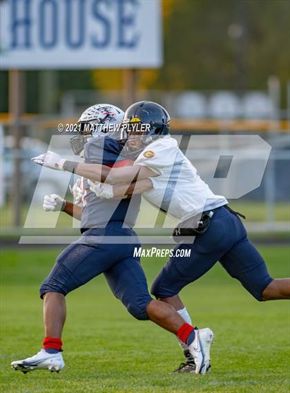 Thumbnail 2 in Goldsboro @ Terry Sanford (Homecoming game) photogallery.