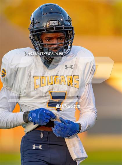 Thumbnail 2 in Goldsboro @ Terry Sanford (Homecoming game) photogallery.