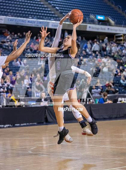 Thumbnail 3 in Lake Washington vs. Eastside Catholic (WIAA 3A Semifinal) photogallery.