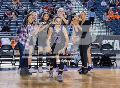 Thumbnail 3 in Lake Washington vs. Eastside Catholic (WIAA 3A Semifinal) photogallery.