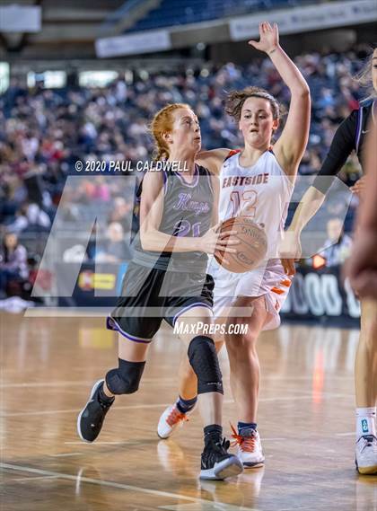Thumbnail 1 in Lake Washington vs. Eastside Catholic (WIAA 3A Semifinal) photogallery.