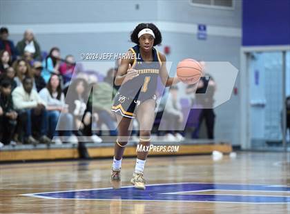 Thumbnail 3 in Streetsboro vs. Laurel (OHSAA D2 Regional Final) photogallery.
