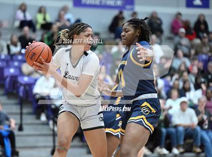 Thumbnail 2 in Streetsboro vs. Laurel (OHSAA D2 Regional Final) photogallery.