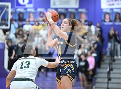 Thumbnail 3 in Streetsboro vs. Laurel (OHSAA D2 Regional Final) photogallery.