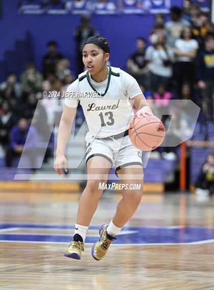 Thumbnail 3 in Streetsboro vs. Laurel (OHSAA D2 Regional Final) photogallery.