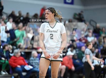 Thumbnail 3 in Streetsboro vs. Laurel (OHSAA D2 Regional Final) photogallery.