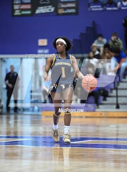 Thumbnail 2 in Streetsboro vs. Laurel (OHSAA D2 Regional Final) photogallery.
