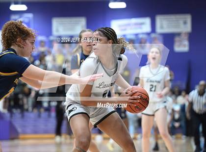 Thumbnail 1 in Streetsboro vs. Laurel (OHSAA D2 Regional Final) photogallery.