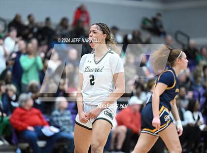 Thumbnail 1 in Streetsboro vs. Laurel (OHSAA D2 Regional Final) photogallery.