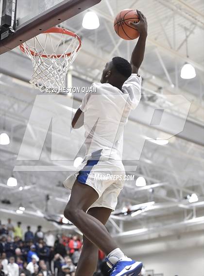 Thumbnail 2 in Rancho Mirage Holiday Invitational Slam Dunk Contest photogallery.