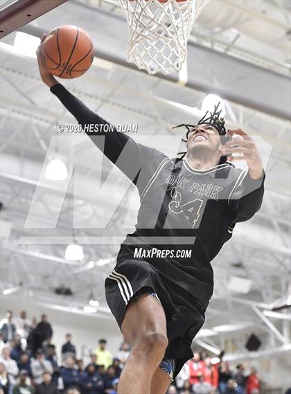 Thumbnail 1 in Rancho Mirage Holiday Invitational Slam Dunk Contest photogallery.