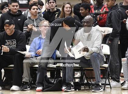 Thumbnail 3 in Rancho Mirage Holiday Invitational Slam Dunk Contest photogallery.