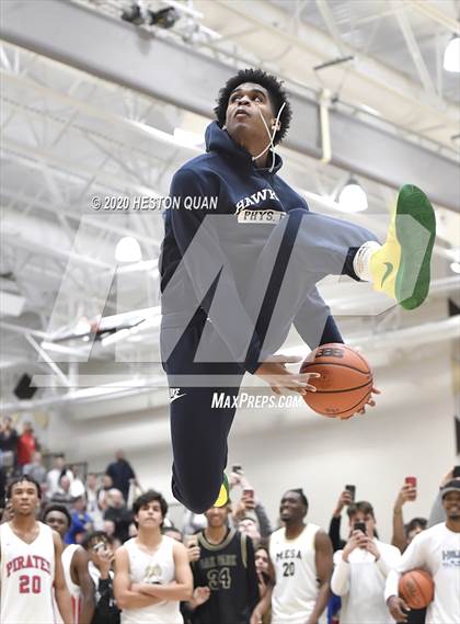 Thumbnail 2 in Rancho Mirage Holiday Invitational Slam Dunk Contest photogallery.