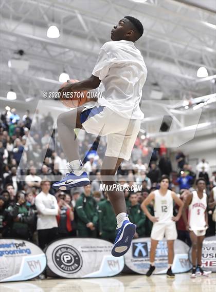 Thumbnail 2 in Rancho Mirage Holiday Invitational Slam Dunk Contest photogallery.