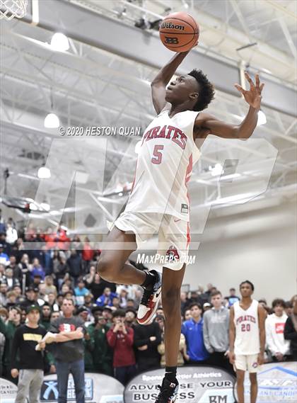Thumbnail 1 in Rancho Mirage Holiday Invitational Slam Dunk Contest photogallery.